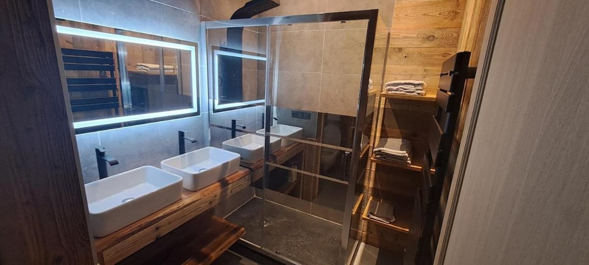 Maison A Moutiers 3 Vallees 4 Chambres 10 Pers Zewnętrze zdjęcie